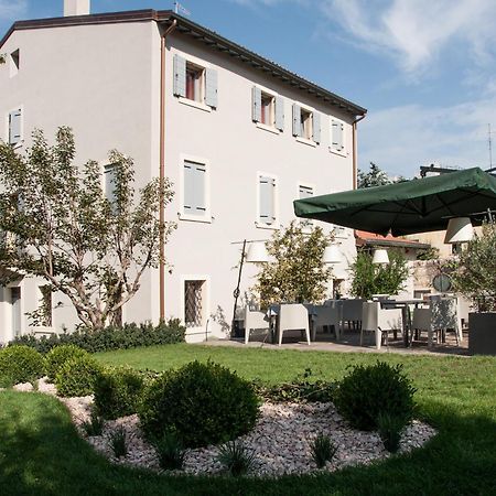 مبيت وإفطار سواف Damaranto Residenza E Cucina المظهر الخارجي الصورة